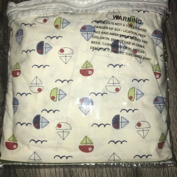 Cocalo Crib Sheets Tug boat collection Baby Nursery Newborn 28" x 52 NIP - Picture 2 of 4